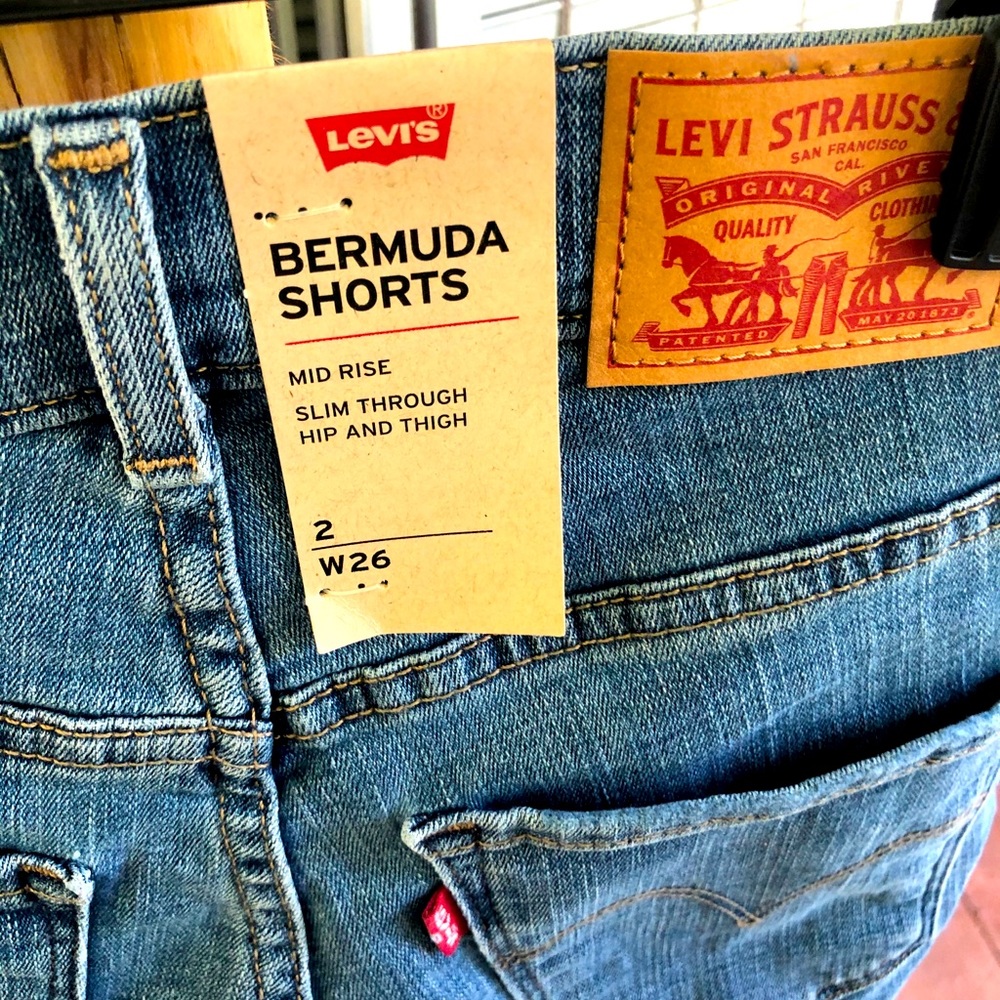 Levi’s shorts